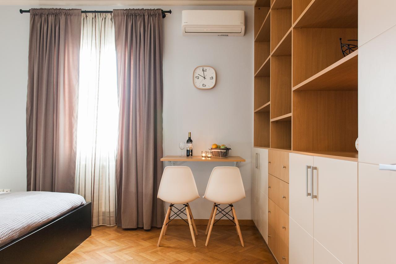 Syntagma Square Apartments By Livin Urbban Athen Exterior foto
